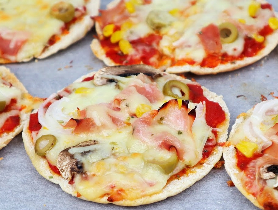 Pizza exprés con pan de pita