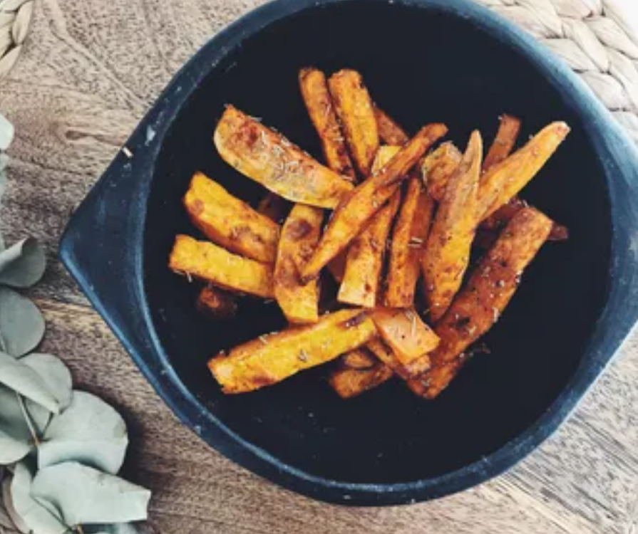 Chips de boniato al horno con aceite de oliva